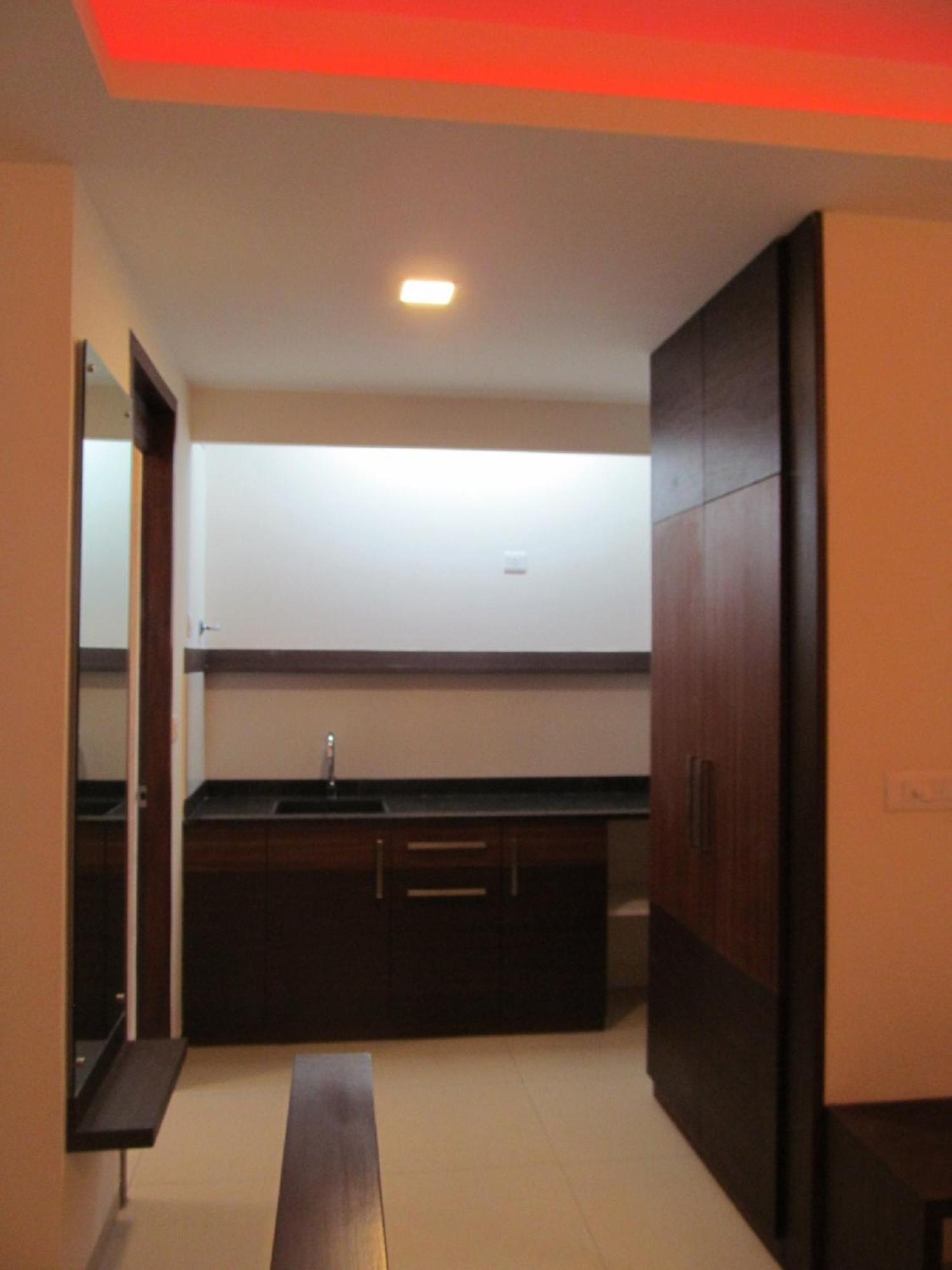 Ixora Suites Bangalore Buitenkant foto